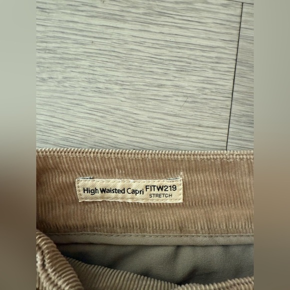 Weekend Max Mara Corduroy High Waisted Capri Pants Size 10 - Picture 3 of 6